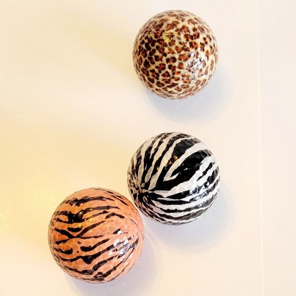New Novelty Golf Balls ⛳️ Animal Prints, Great Golf Gift! - Picture 1 of 5